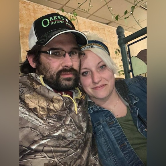 Meet your Posher, Katie - Picture 5 of 6